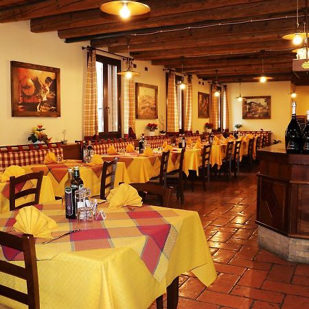 Hotel Ristorante "La Stazione" Cordovado Kültér fotó